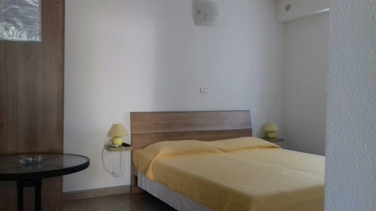 Studio Rocco Apartment Novigrad  Ngoại thất bức ảnh